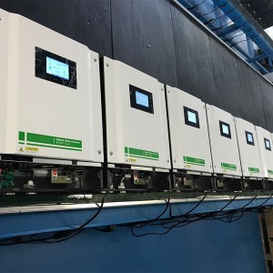 ကြိမ်နှုန်းမြင့် ပါဝါ အင်ဗာတာ 5500W 48VDC/230VAC Pure Sine Wave Hybrid အင်ဗာတာ